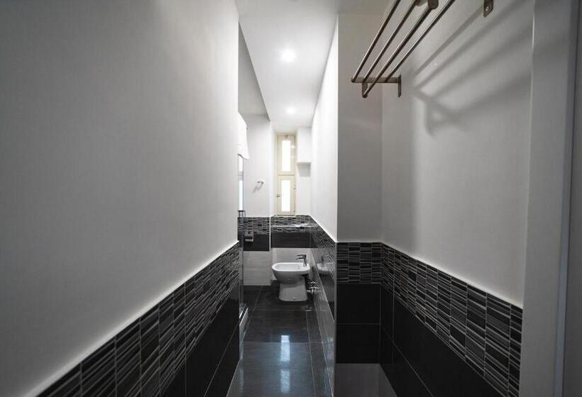 اتاق استاندارد, Anna S Family