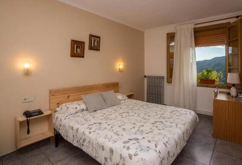 マウンテンビュースタンダードルーム, Hostal Montserrat