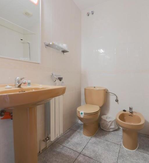 Номер Стандартный с Видом, Hostal Montserrat