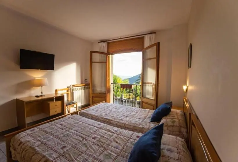 シングルデラックスルーム, Hostal Montserrat