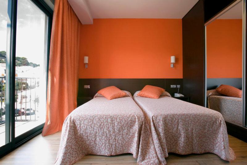 غرفة قياسية, Loar Ferreries