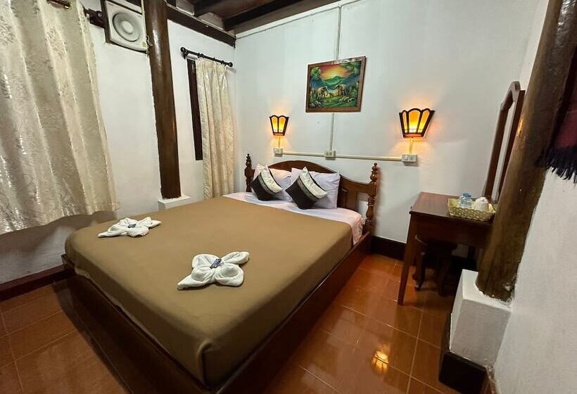 스탠다드 룸, Rattana Guesthouse