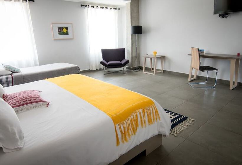 Президентский Люкс, Maria Ines Hotel Suite