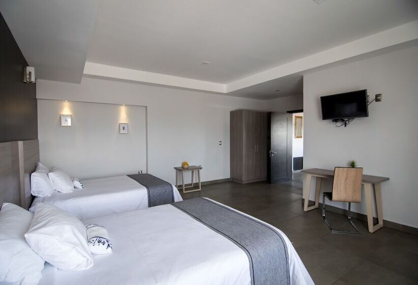 Полулюкс, Maria Ines Hotel Suite