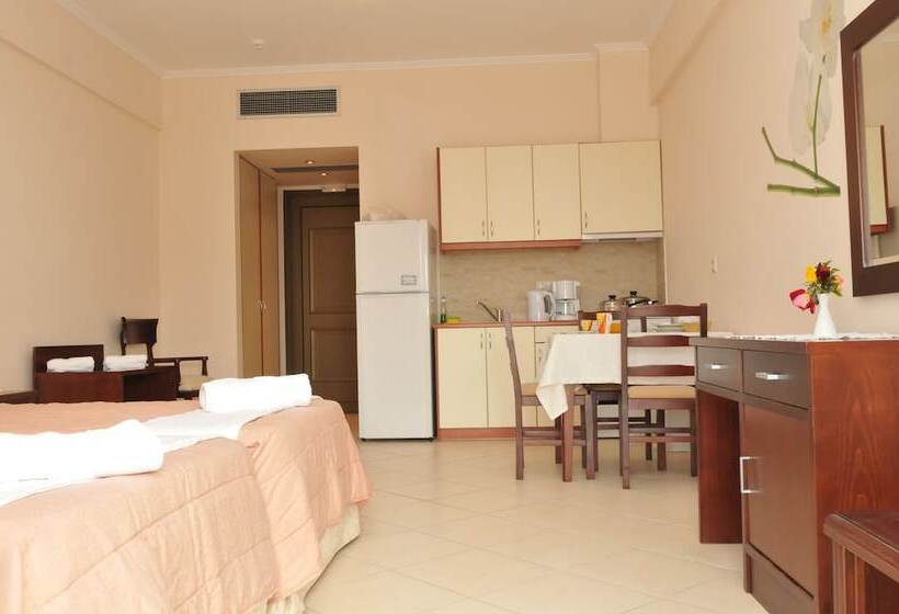 סטודיו דלוקס נוף לים, Finiki Plaza