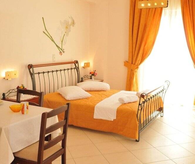 סטודיו סופריור עם נוף לים, Finiki Plaza