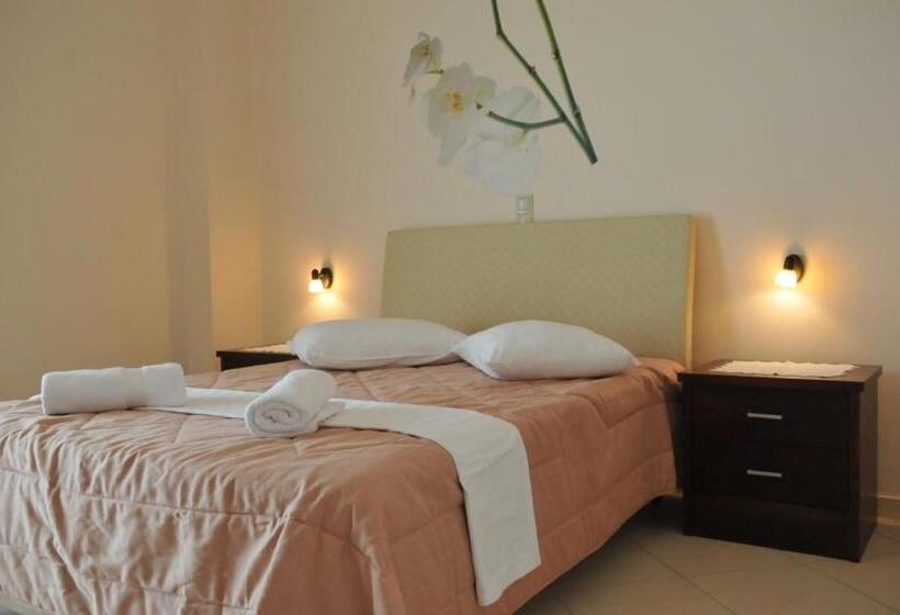 סטודיו דלוקס נוף לים, Finiki Plaza