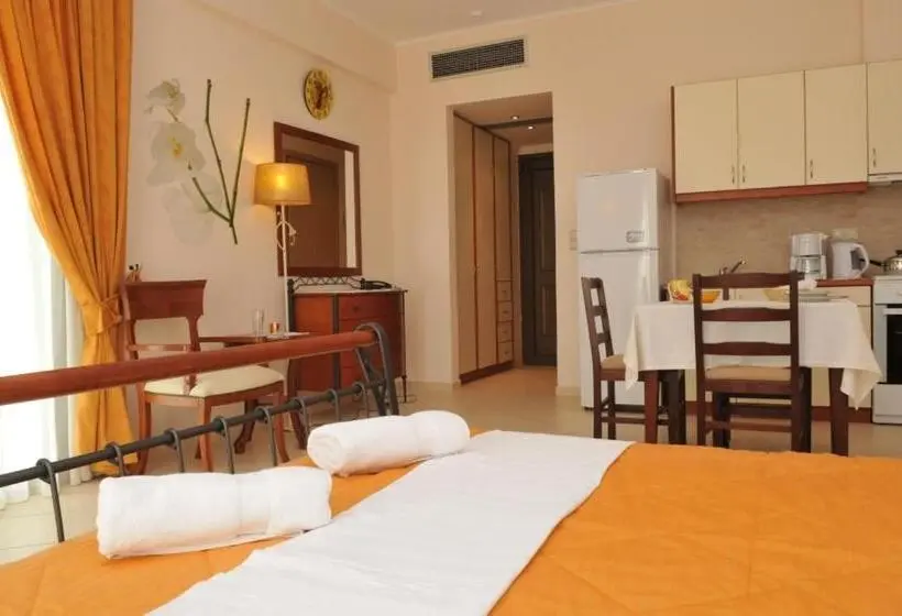 Superior Studio Sea View, Finiki Plaza