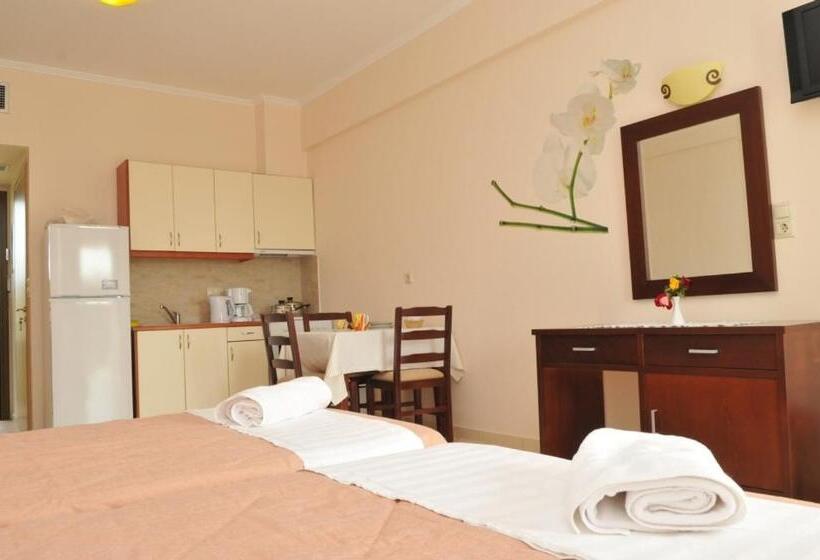 סטודיו סטנדרטי נוף לים, Finiki Plaza