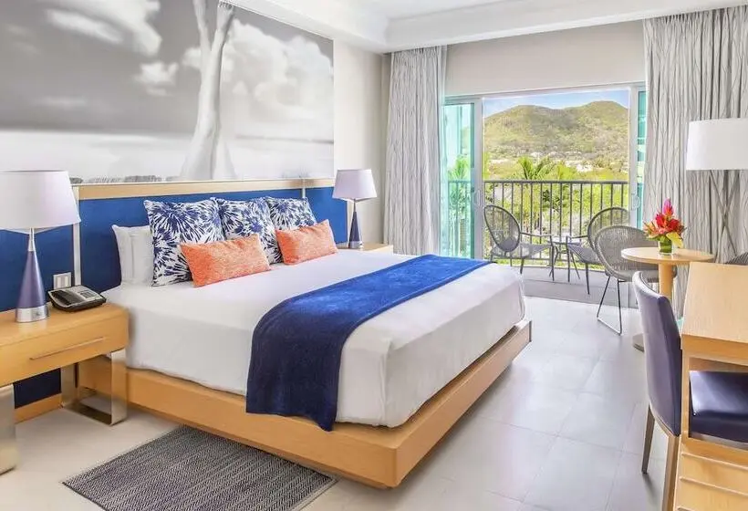 اتاق استاندارد با تخت دوبل و چشم‌انداز, Harbor Club St. Lucia, Curio Collection By Hilton