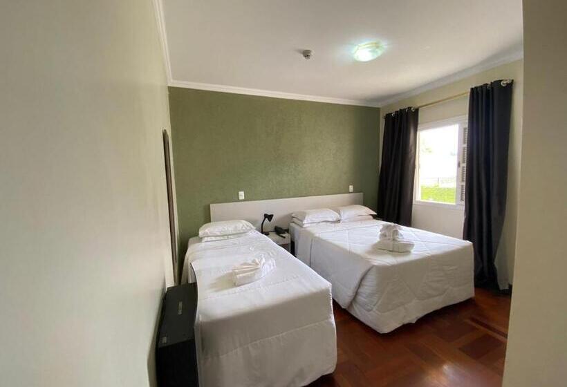 标准三人间, Pousada Jordao