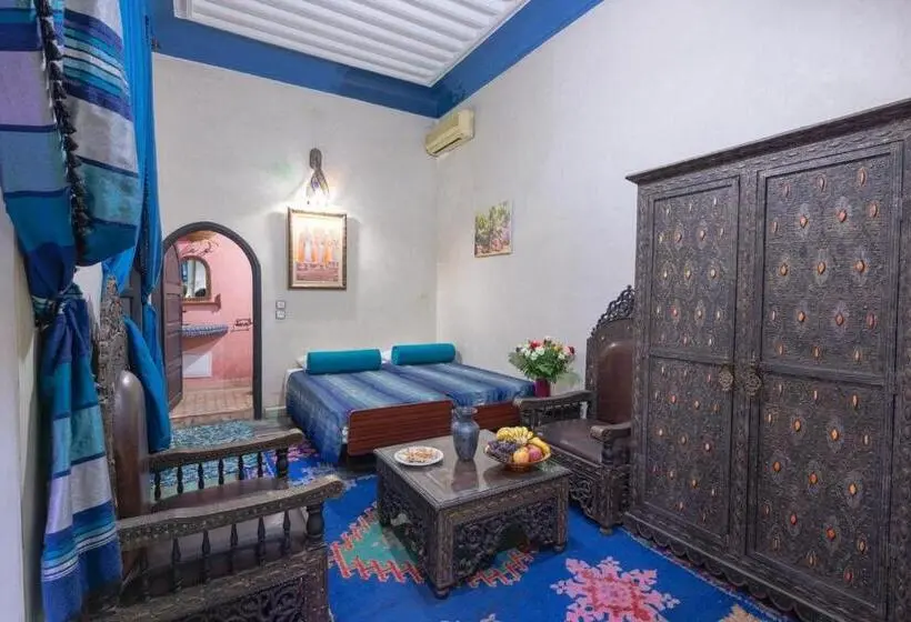 سوییت, Riad Lalla Khiti