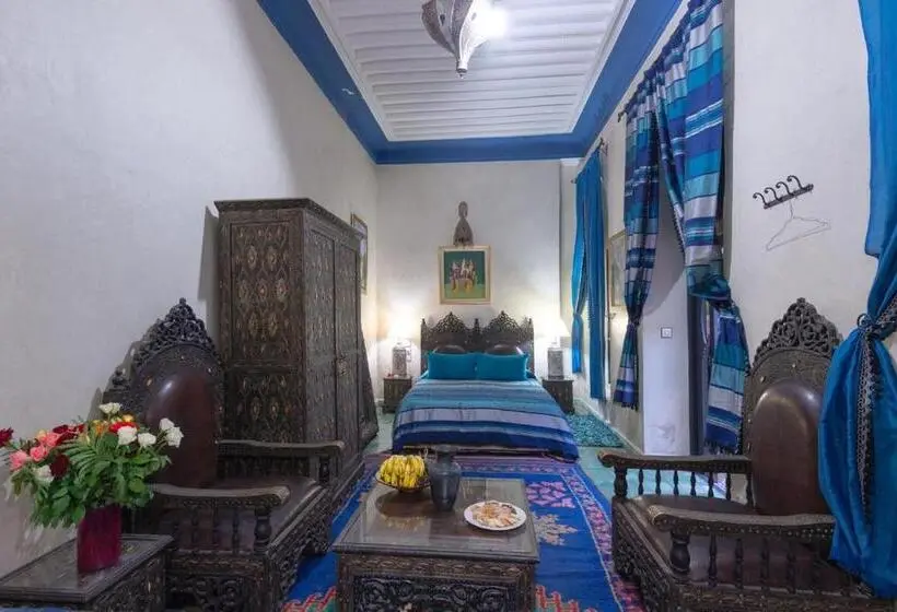 سوییت, Riad Lalla Khiti