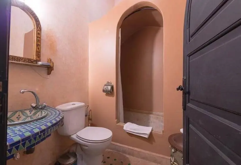 اتاق استاندارد یک نفره, Riad Lalla Khiti