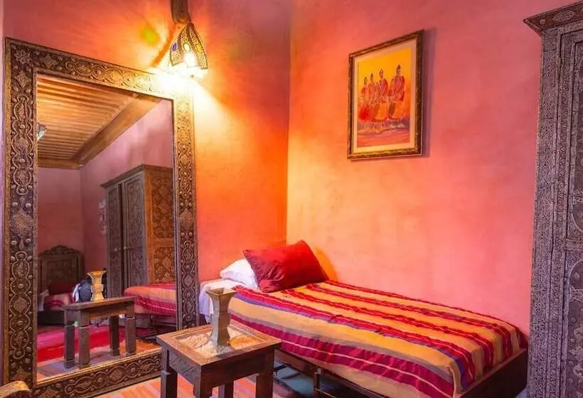 اتاق استاندارد یک نفره, Riad Lalla Khiti