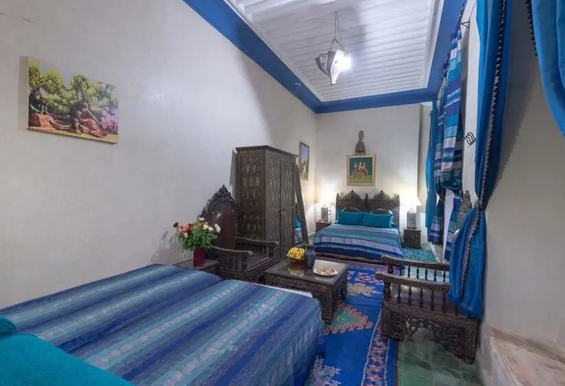 سوییت, Riad Lalla Khiti