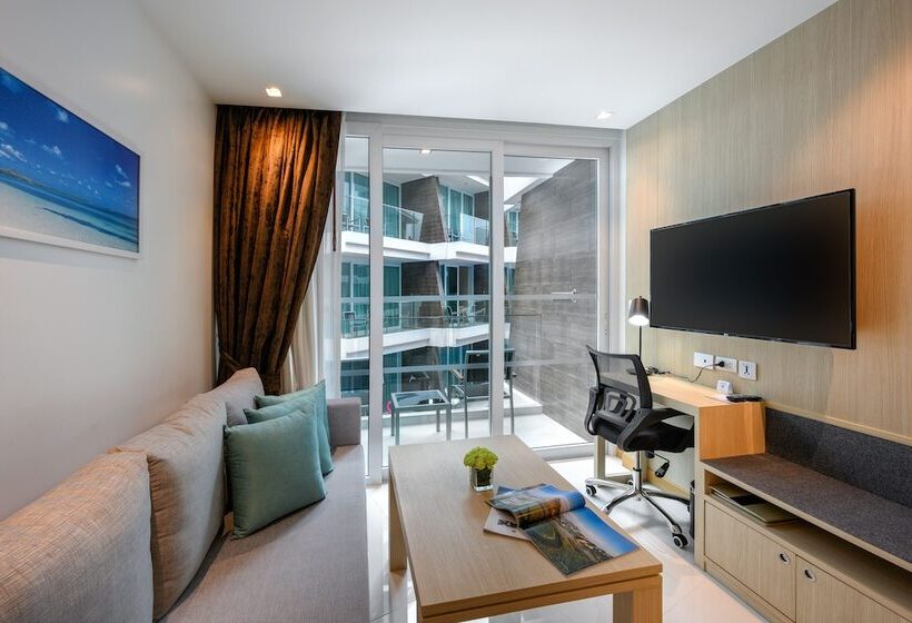 اتاق سوپریور, The Beachfront Hotel Phuket