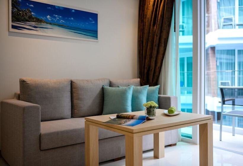 سوییت, The Beachfront Hotel Phuket