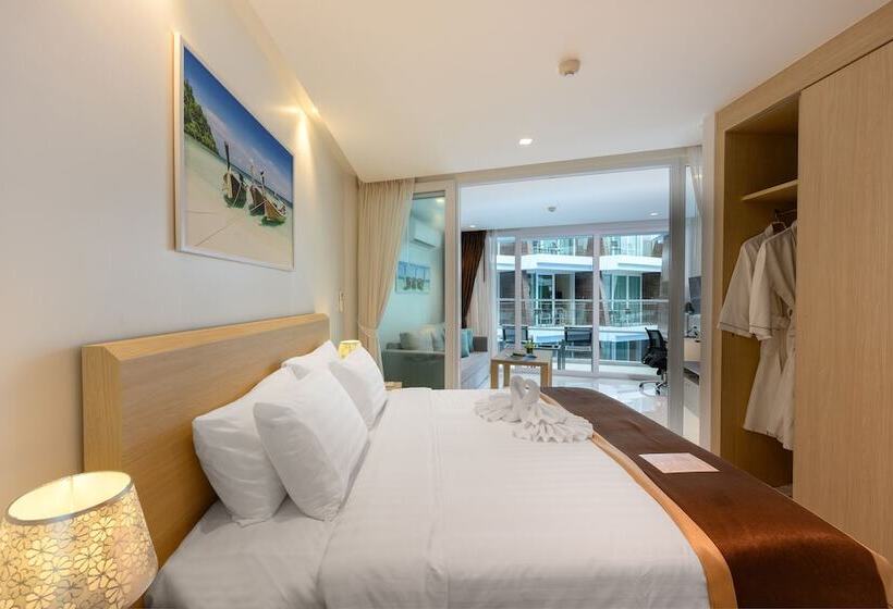 سوییت, The Beachfront Hotel Phuket