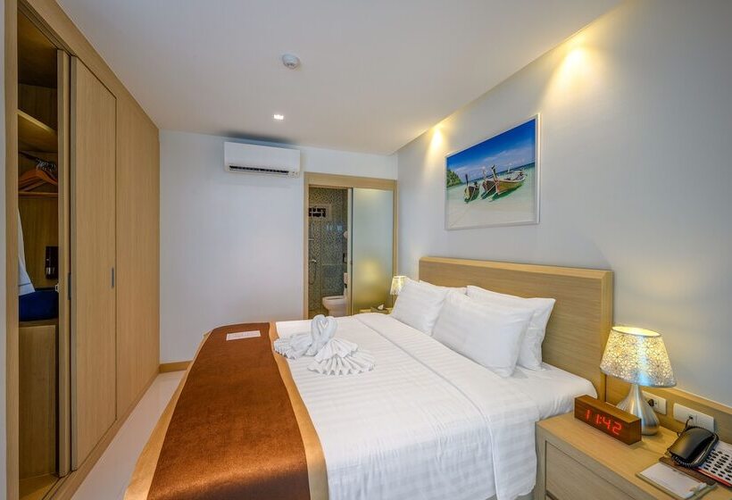 سوییت با چشمانداز دریا, The Beachfront Hotel Phuket