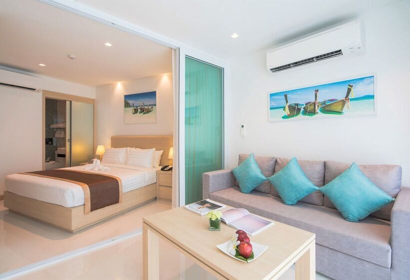 سوییت با چشمانداز دریا, The Beachfront Hotel Phuket