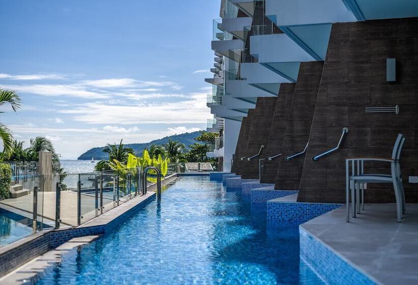 اتاق سوپریور, The Beachfront Hotel Phuket