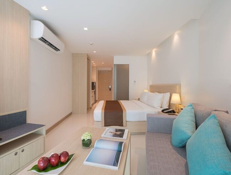 اتاق سوپریور, The Beachfront Hotel Phuket