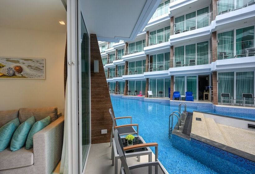 سوییت, The Beachfront Hotel Phuket