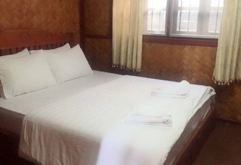 스탠다드 발코니 룸, Vang Vieng Garden Bungalow