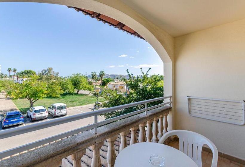 스탠다드 발코니 스튜디오, Mariner Club