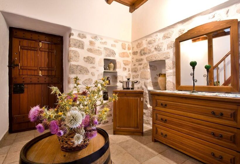 클래식 룸 바다 전망, Arapakis Historic Castle