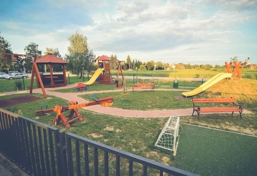 اتاق لوکس یک تخته, Phoenix