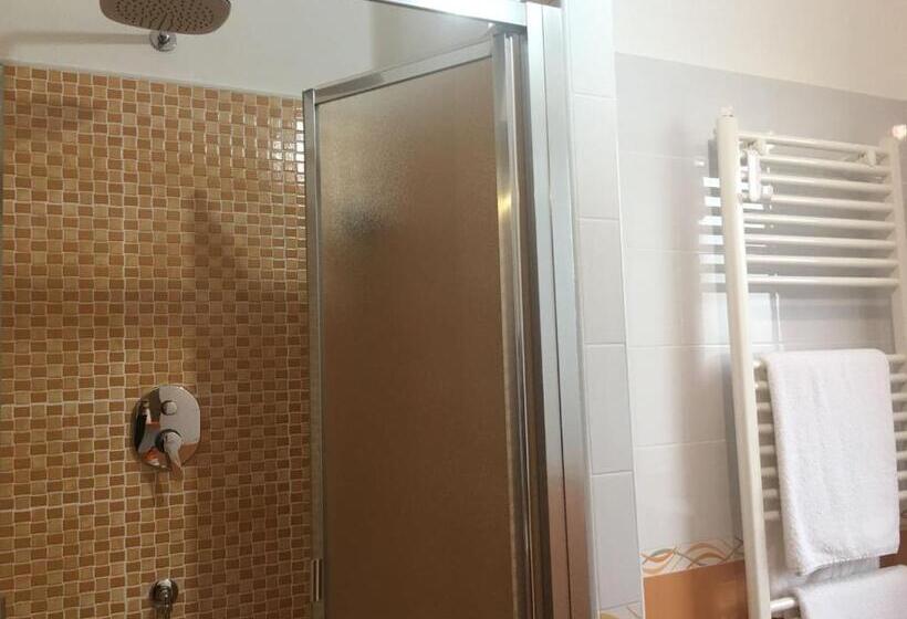 标准单人间, Piccolo Hotel Lamezia