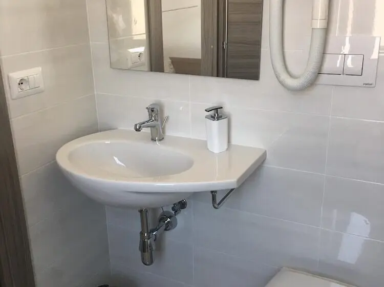 スタンダード4人部屋, Piccolo Hotel Lamezia