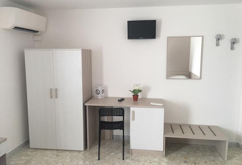 四人标准间, Piccolo Hotel Lamezia