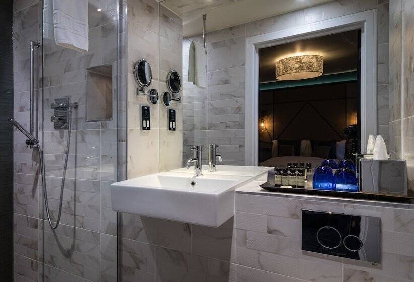 Стандартный Номер Кровать Кинг, Seven