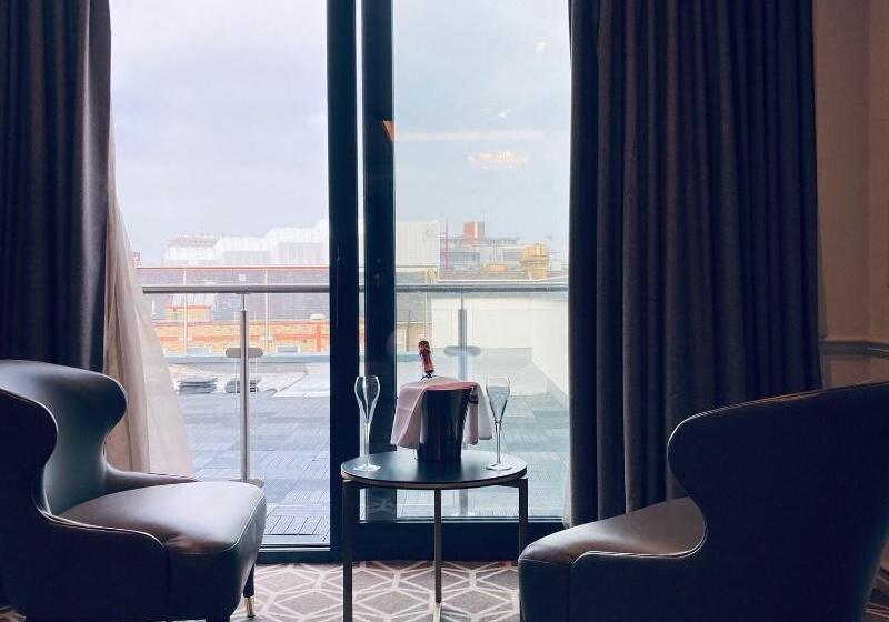 Люкс Повышенной Комфортности, Seven