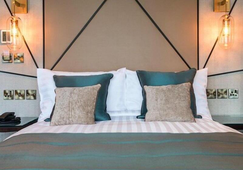 Номер Стандарт, Seven