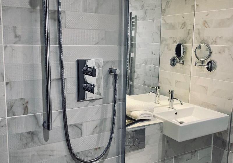 Стандартный Номер Кровать Кинг, Seven