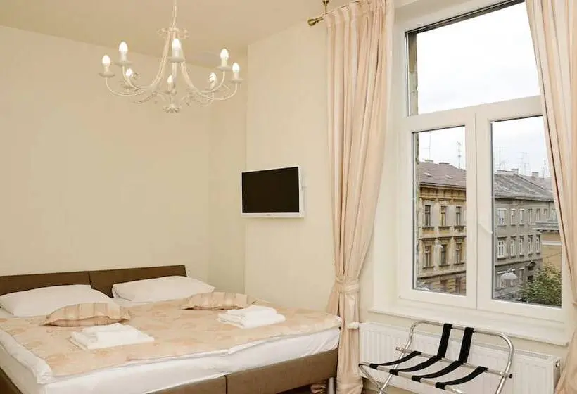 Standard-huone, Apartments & Rooms Flowers