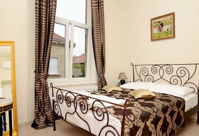 غرفة قياسية فردية, Apartments & Rooms Flowers