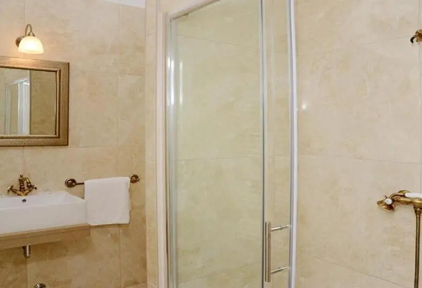 Standard-huone, Apartments & Rooms Flowers