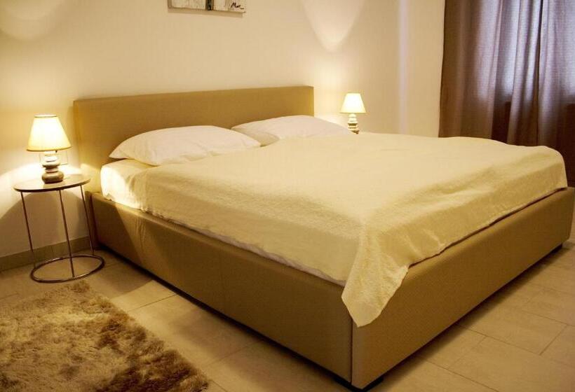 شقة غرفة واحدة, Apartments & Rooms Flowers