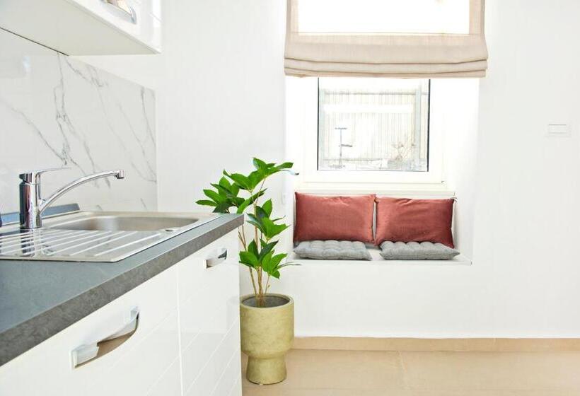 شقة غرفة واحدة, Apartments & Rooms Flowers