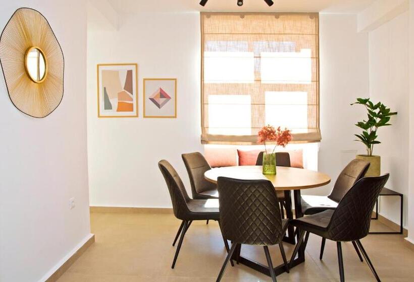 شقة غرفة واحدة, Apartments & Rooms Flowers