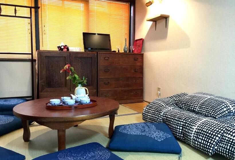 스탠다드 룸 공동 욕실, Tsukiji Hostel Wakayama