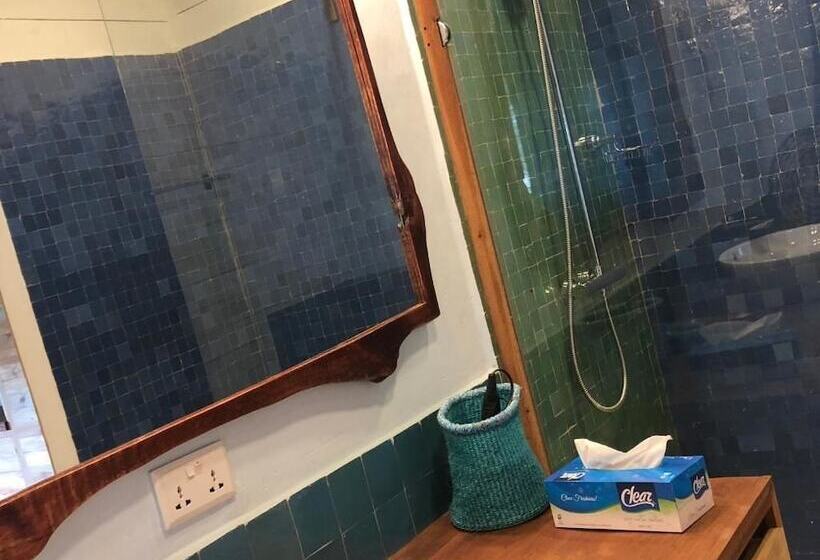 2 Szobás Apartman, Pili Pili Boutique