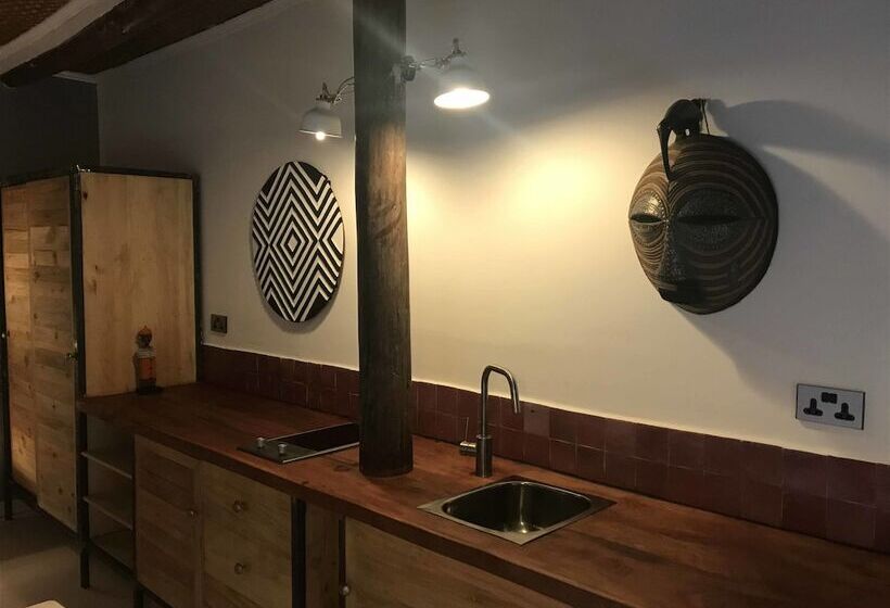 1 Szobás Deluxe Apartman, Pili Pili Boutique