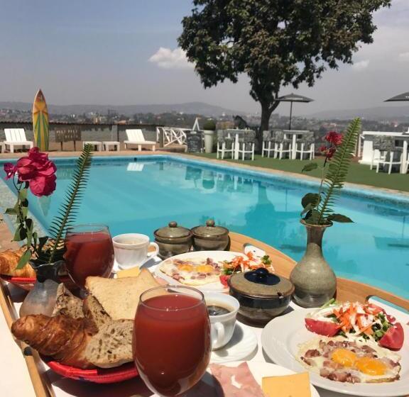 Standard Stúdió Szoba, Pili Pili Boutique