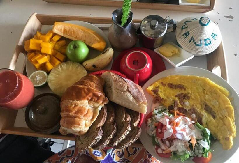 2 Szobás Apartman, Pili Pili Boutique